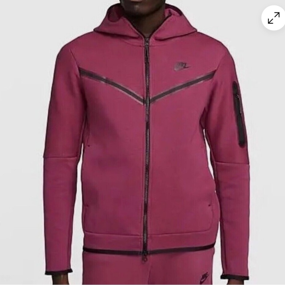 Nike Mens Tech Fleece Sweatsuit